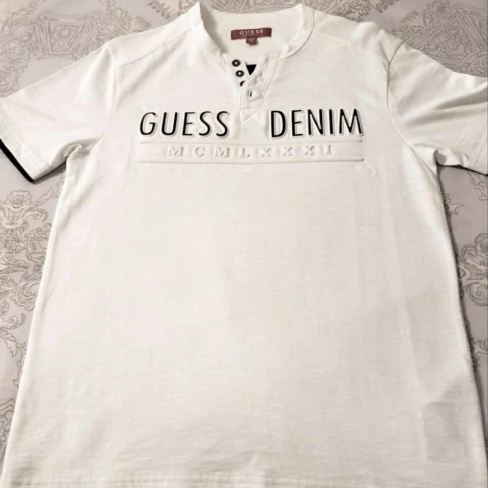 T-SHIRT Guess